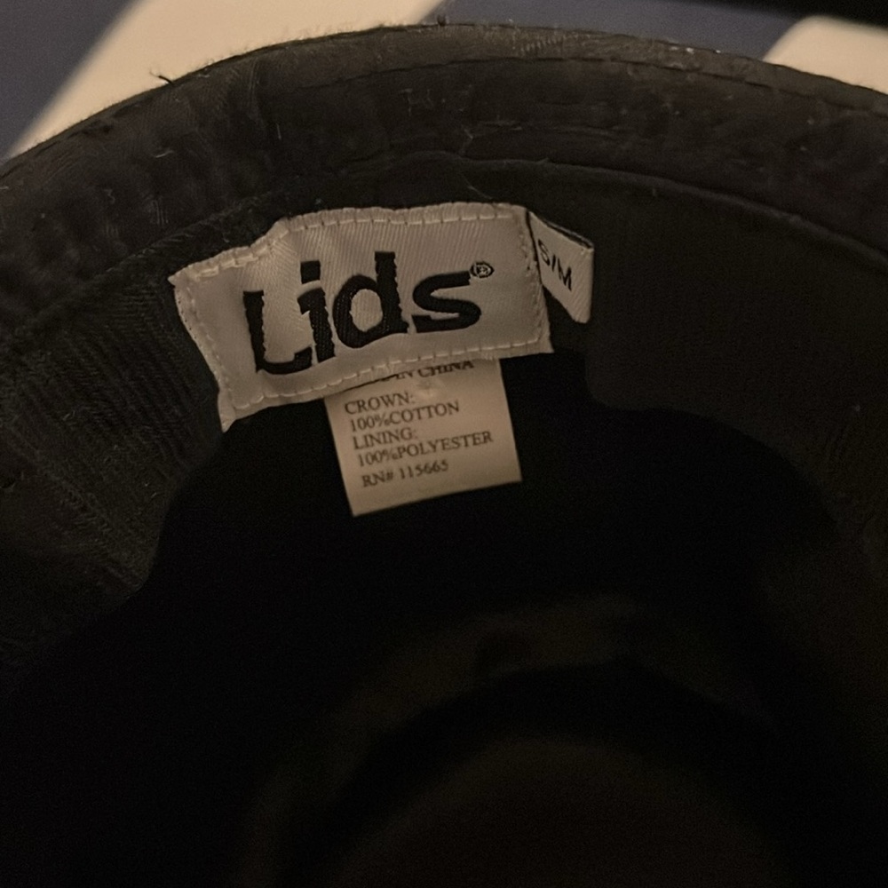 Hat - Picture 4 of 4